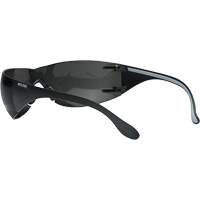 Lunettes de s&eacute;curit&eacute; Adapt Lite, Lentille Fum&eacute;e, Antibu&eacute;e/Anti-&eacute;gratignures, ANSI Z87+/R&eacute;pond ou surpasse la norme CSA Z94.3 Moffatt Supply & Specialties