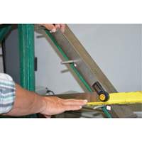 Digital Angle Locator & Ruler, 7" L, Stainless Steel, 1/32" Graduations Moffatt Supply & Specialties