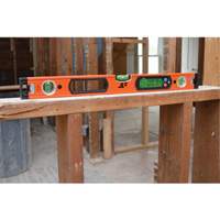 Niveau num&eacute;rique programmable &agrave; double r&eacute;tro&eacute;clairage JLX&reg; Moffatt Supply & Specialties