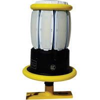Lampe &agrave; couverture large Beacon 360 avec fixation magn&eacute;tique, DEL, 120 W, 13 000 lumens, Boîtier en Aluminium Moffatt Supply & Specialties